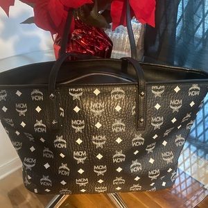 MCM TOTE BAG